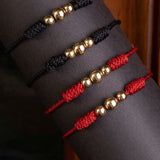 Pulseras 3 Balines de Hilo Rojo o Negro en Oro laminado 18k Para Pareja